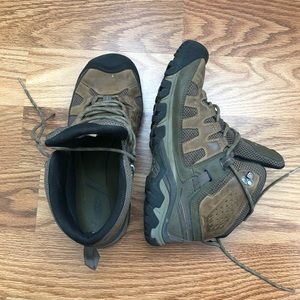 Keen hiking boots - size 10